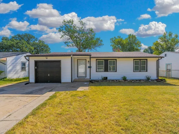 3220 S Downtain St, Wichita, KS 67217