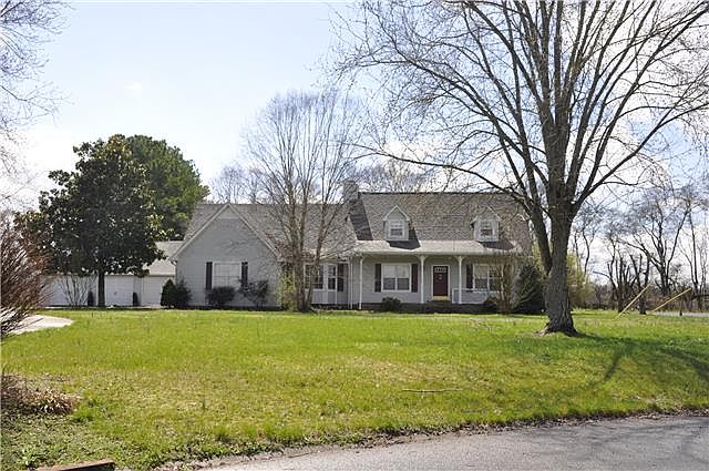 1st image of 101 Brewer Dr