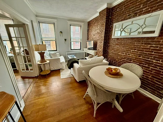 119 Richmond St #2 — Photo 2