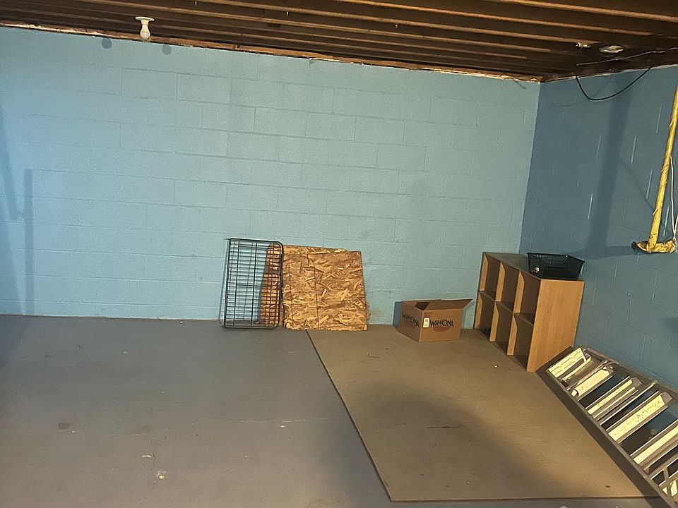 Building Photo 4