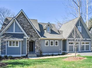 53 Manchester Dr #9, Asheville, NC 28805