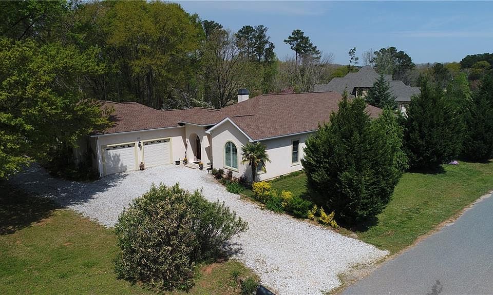 1st image of 110 Tyra Ln
