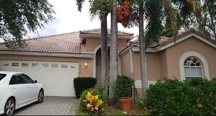 1st image of 3194 SE Carrick Green Ct