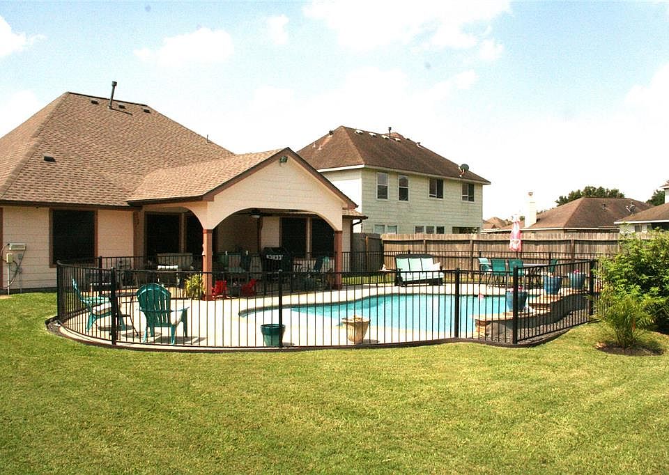 1st image of 6409 Patridge Dr