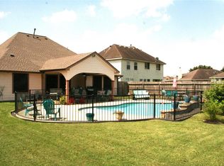 6409 Patridge Dr, Pearland, TX 77584