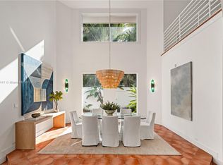 3700 Leafy Way, Coconut Grove, FL 33133