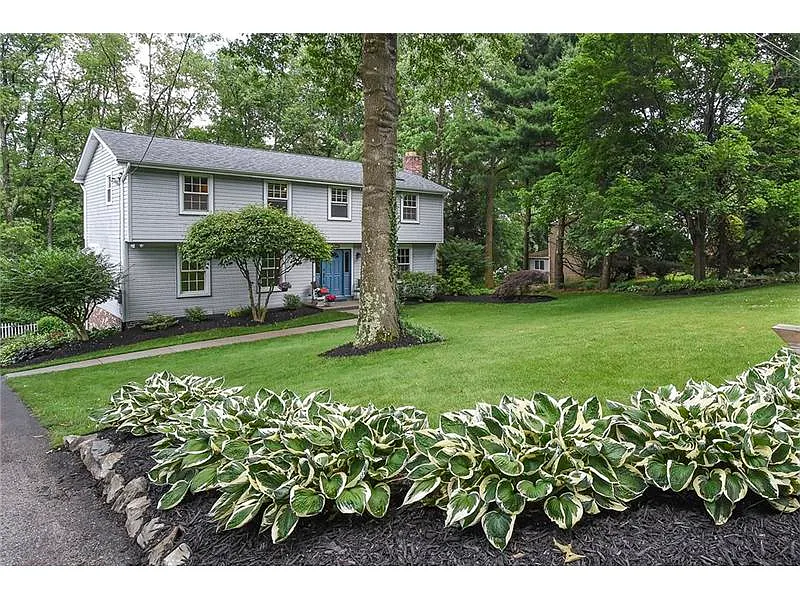 1018 Creekvue Dr photo 1