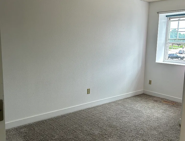 4187 Zurich Dr — Photo 15