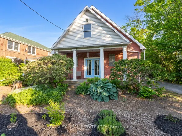 131 King St E, Cobourg, ON K9A 1L2
