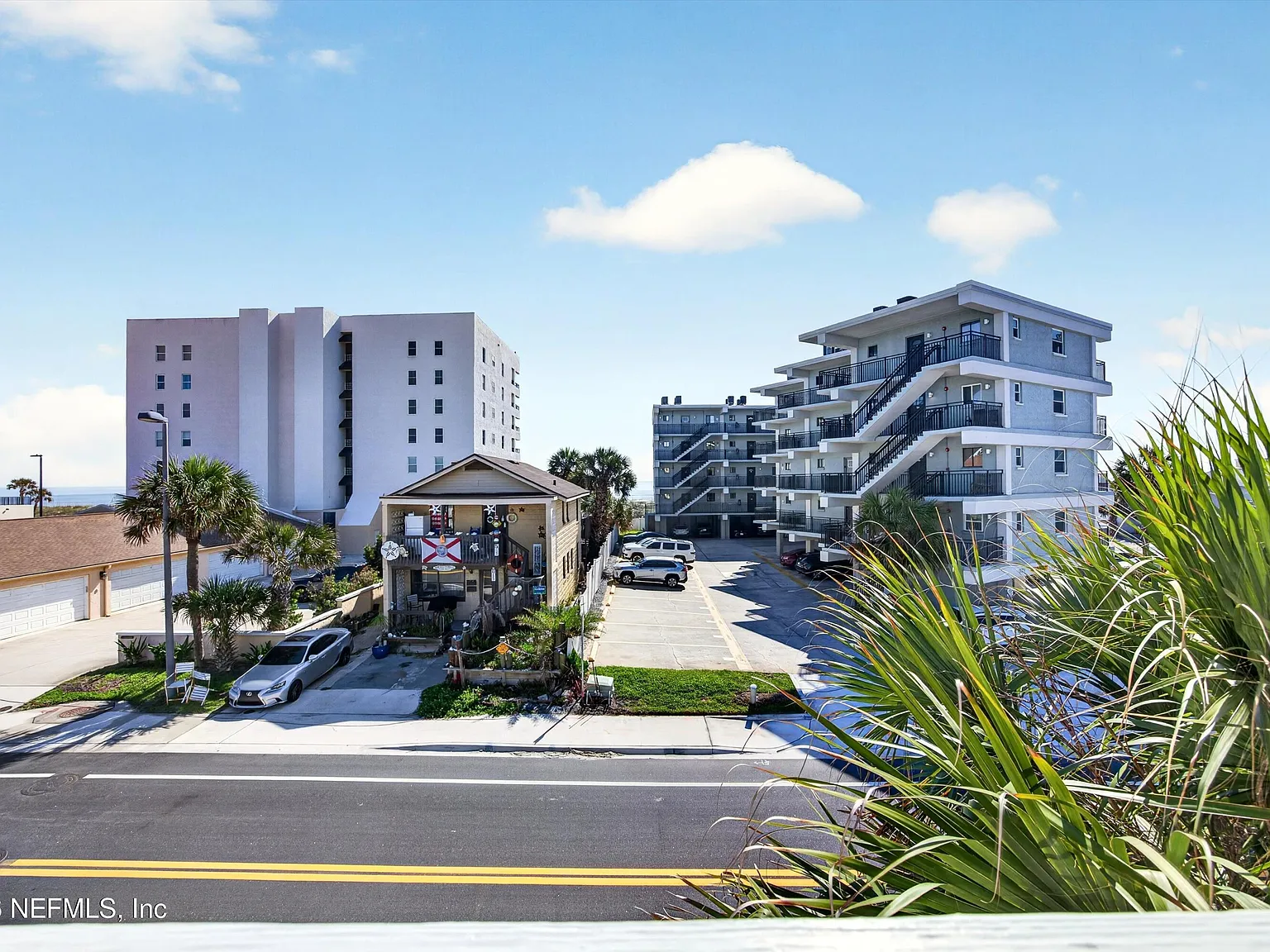 2 bed, 2.0 bath, 1250 sqft, $3,500 — Photo 4