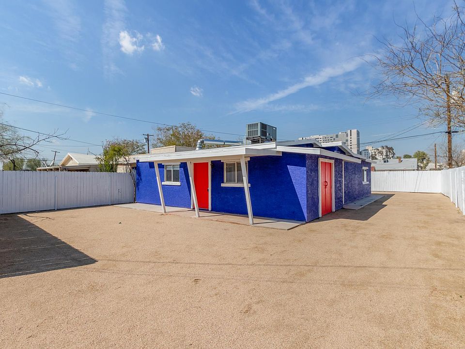 1st image of 1124 E Portland St #1124