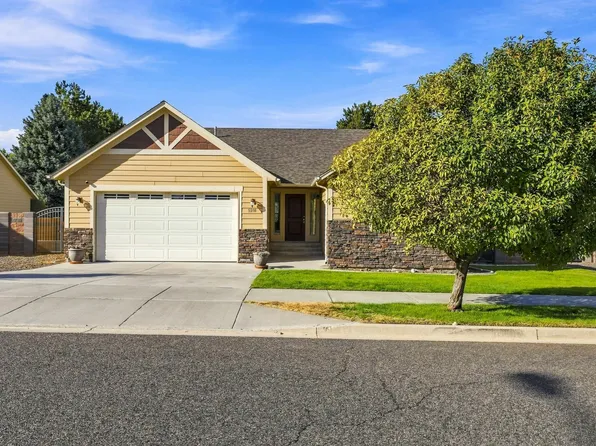 5208 W 28th Ave, Kennewick, WA 99338