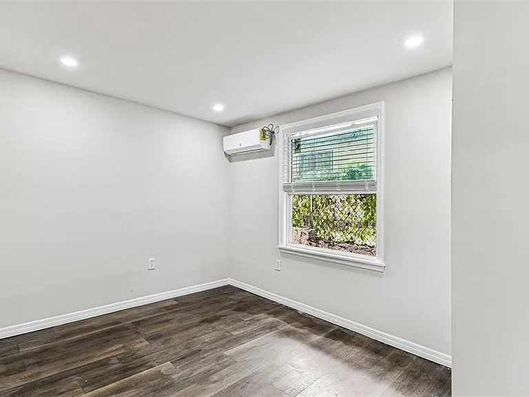 1006 E 26th Ave #1 — Photo 45
