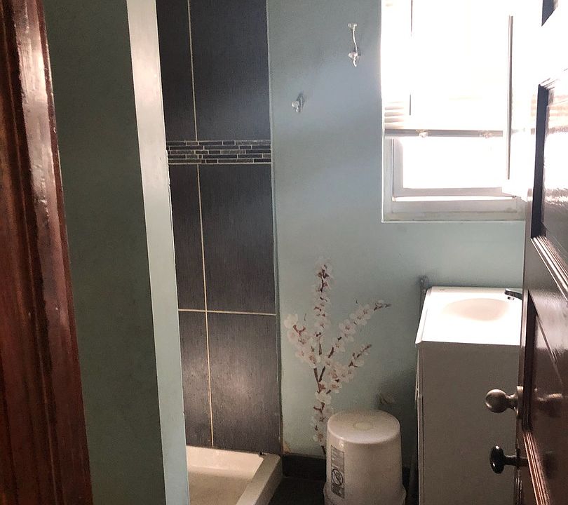 1st image of 4419 S Wolcott Ave