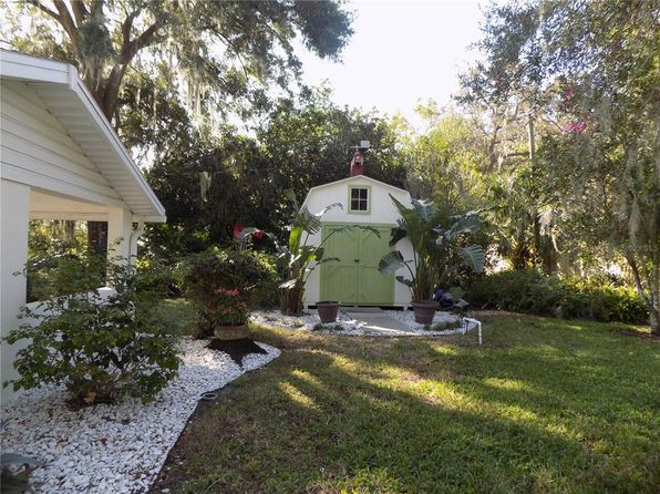 1485 Morningside Dr, Mount Dora, FL 32757