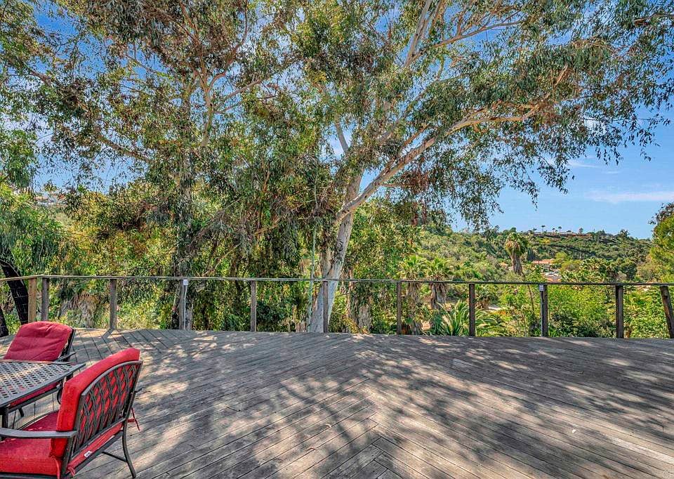 1st image of 5545 Baja Dr