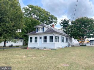 590 Hallowing Point Rd, Prince Frederick, MD 20678