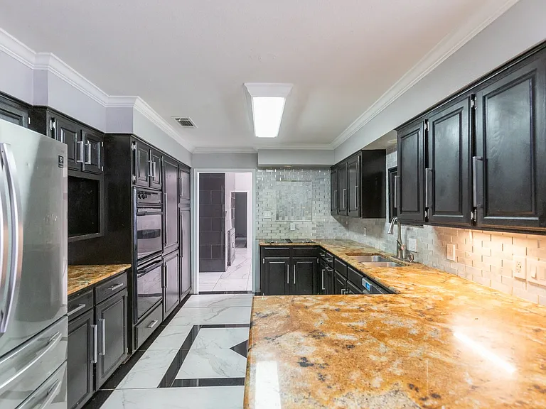 46 Augusta Dr — Photo 18