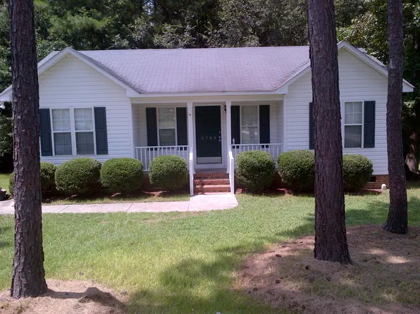 5709 Hatch St, Knightdale, NC 27545