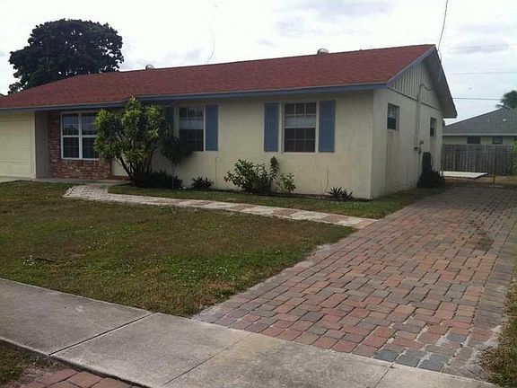 2nd image of 913 S 12th St