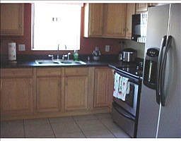 3rd image of 9107 Baymeadow Ct