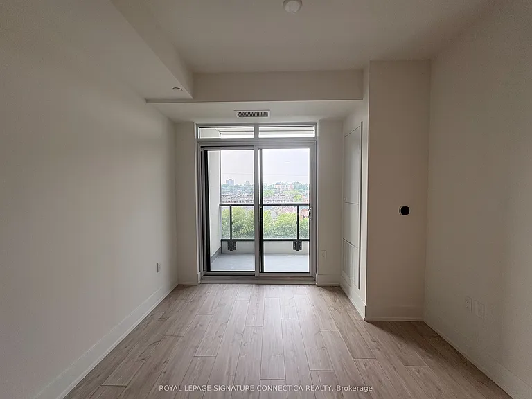 858 Dupont St #608 — Photo 10