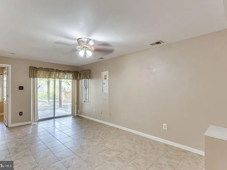 12224 Dapple Gray Ct — Photo 23