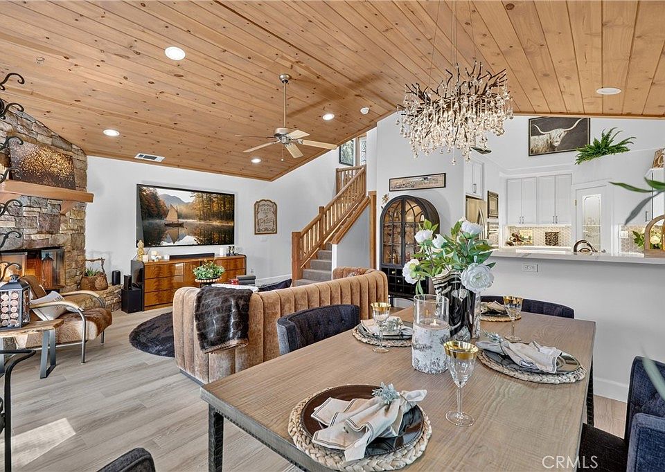 1st image of 676 Lake Dr