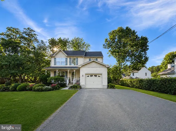 1605 Washington St, Hainesport, NJ 08036