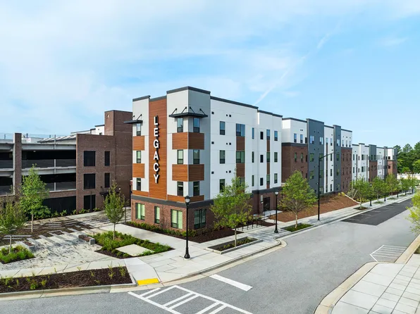 Legacy at Herndon Square
