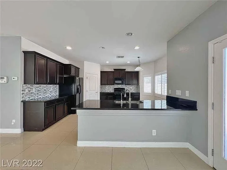4608 Bear Island Ct — Photo 5