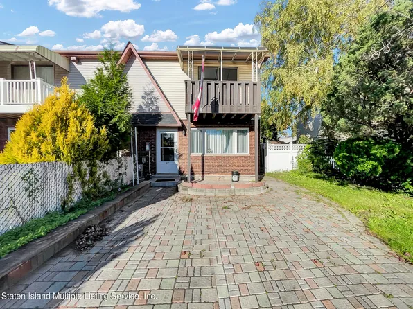 47 Cedar Grove Ct, Staten Island, NY 10306