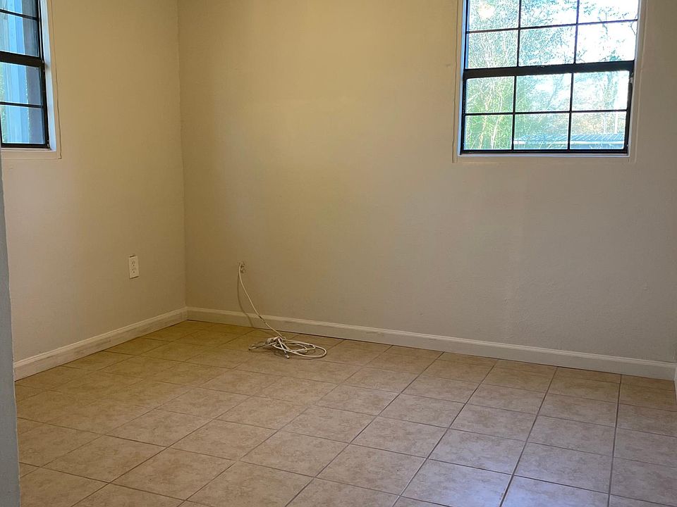 2nd image of 414 Belmont Ave