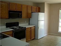 5th image of 16034 N Place Dr