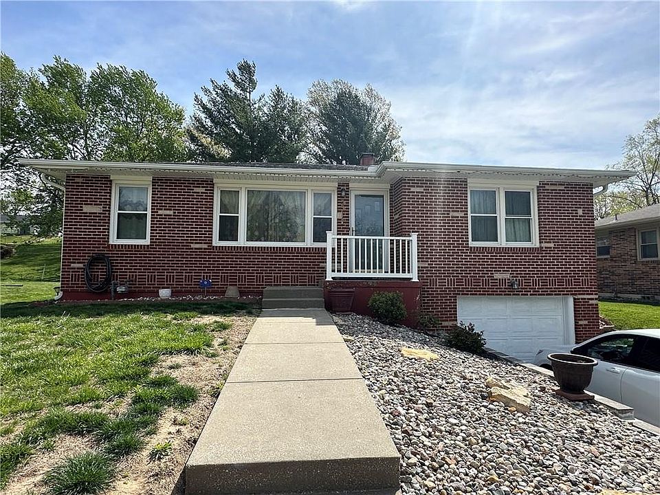 1st image of 3317 Chatham Ave