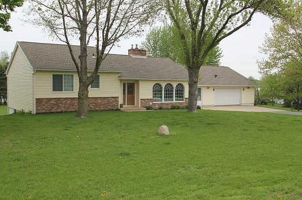2nd image of 4290 Ridge Rd
