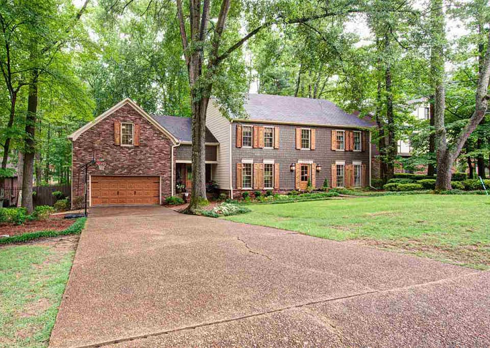 1st image of 2400 Windy Oaks Dr
