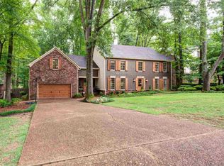 2400 Windy Oaks Dr, Germantown, TN 38139