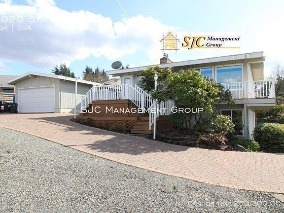 2nd image of 2029 5th St SE #A