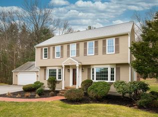 168 Edgewater Dr, Pembroke, MA 02359