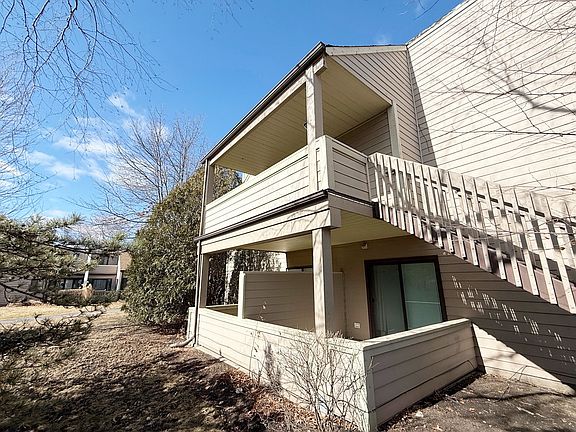 2nd image of 2930 Frontenac St Unit 207