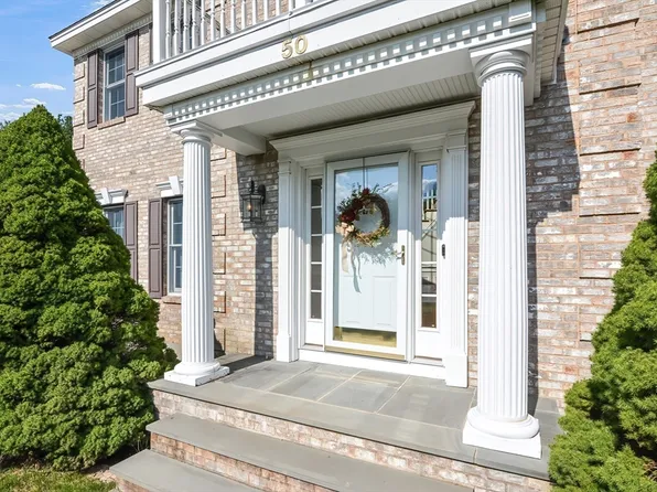 50 Nicolle Ter, Gardner, MA 01440