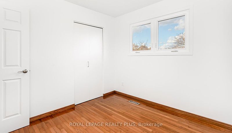 Mississauga House for rent - 3 Bedrooms — photo 37