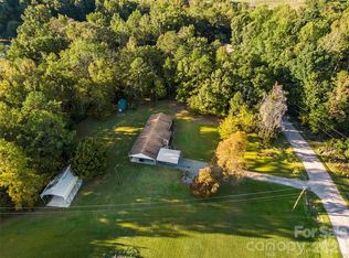 1875 Davis Cir, Clover, SC 29710