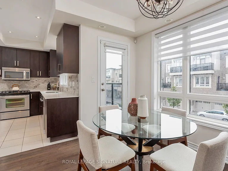105 Kayla Cres E #18 — Photo 6