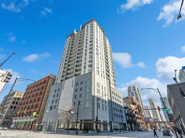 330 W Grand Ave APT 1604, Chicago, IL 60654