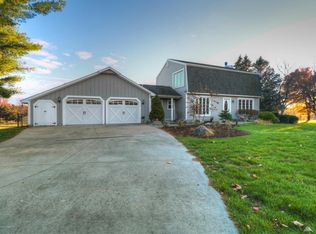 7085 W Herbison Rd, Dewitt, MI 48820