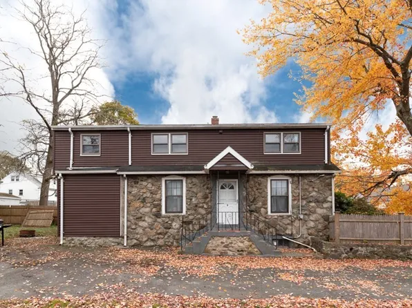 8 Lothrop St, Saugus, MA 01906