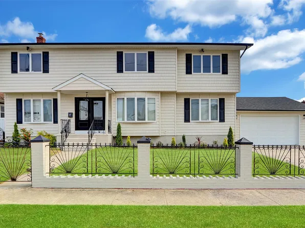 63 Cumberland Place, Valley Stream, NY 11580