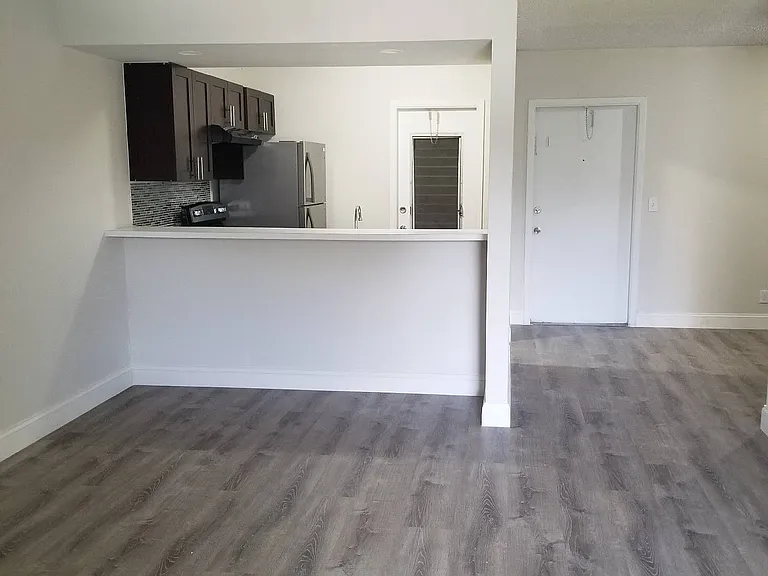 Brandon Palm Springs — Photo 44